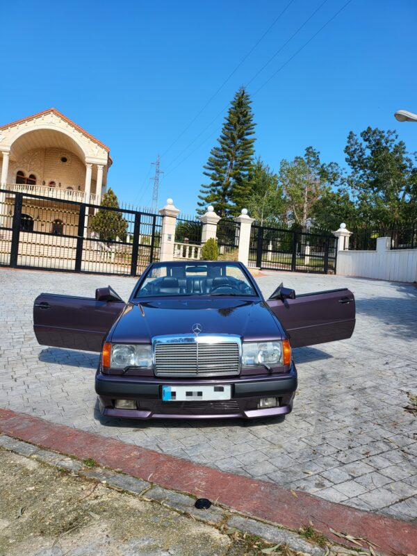 Mercedes-Benz 300CE-24 AMG - Image 17