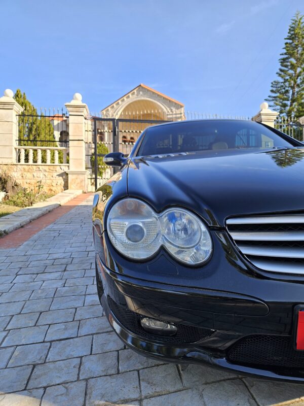 Mercedes-Benz SL55 AMG - Image 15